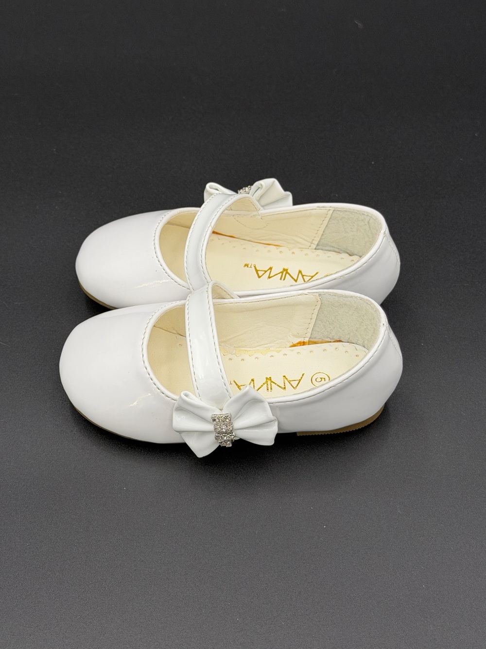 ANNA Patent Bow Mary Jane Dress Shoes | White | Toddler/Baby Girls Size 5 - Picture 4 of 8